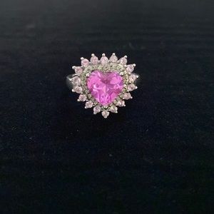 Pink heart ring. Size 7. In 925 silver.
